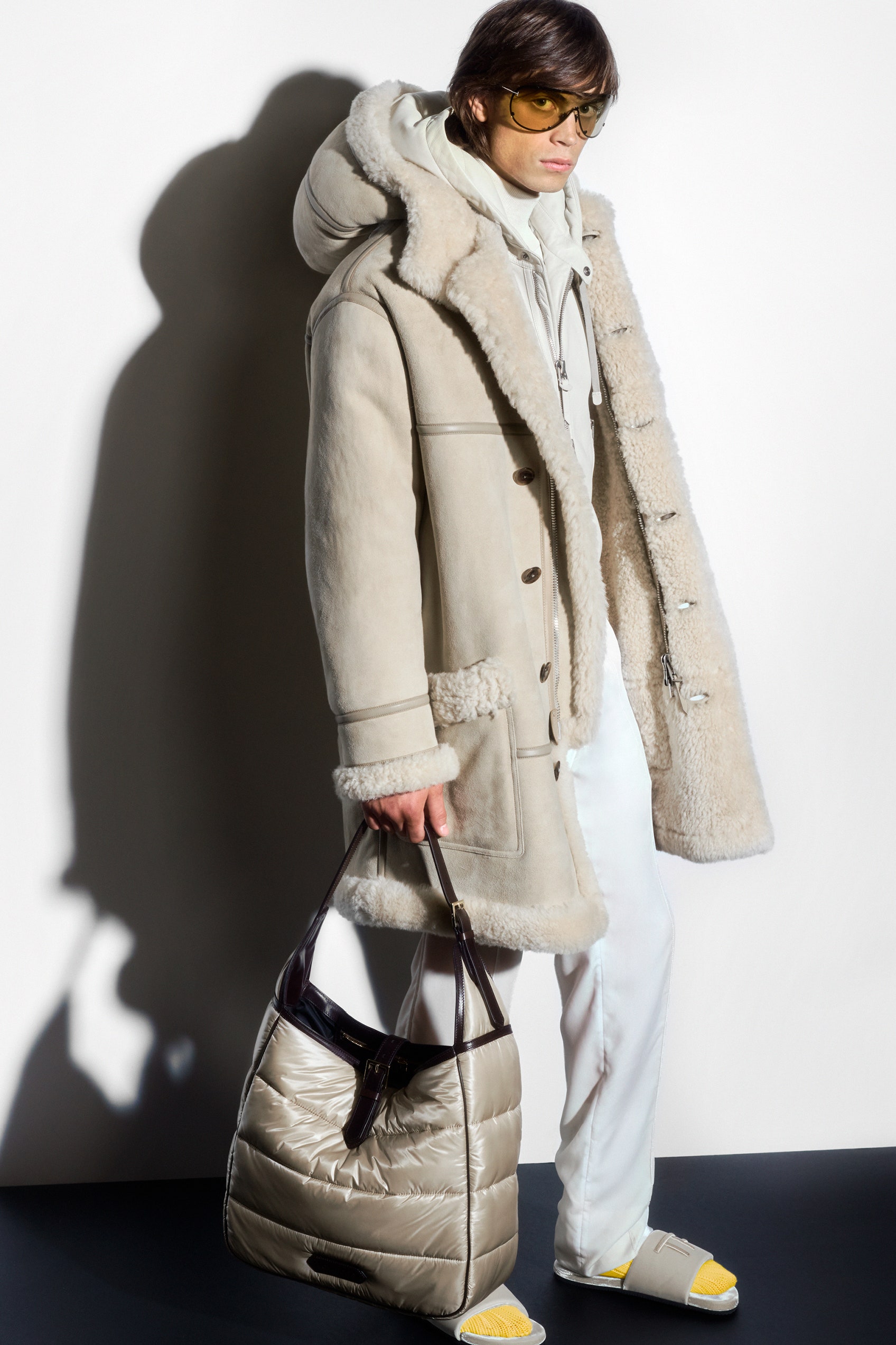 Tom Ford F/W 22 Menswear Look 38