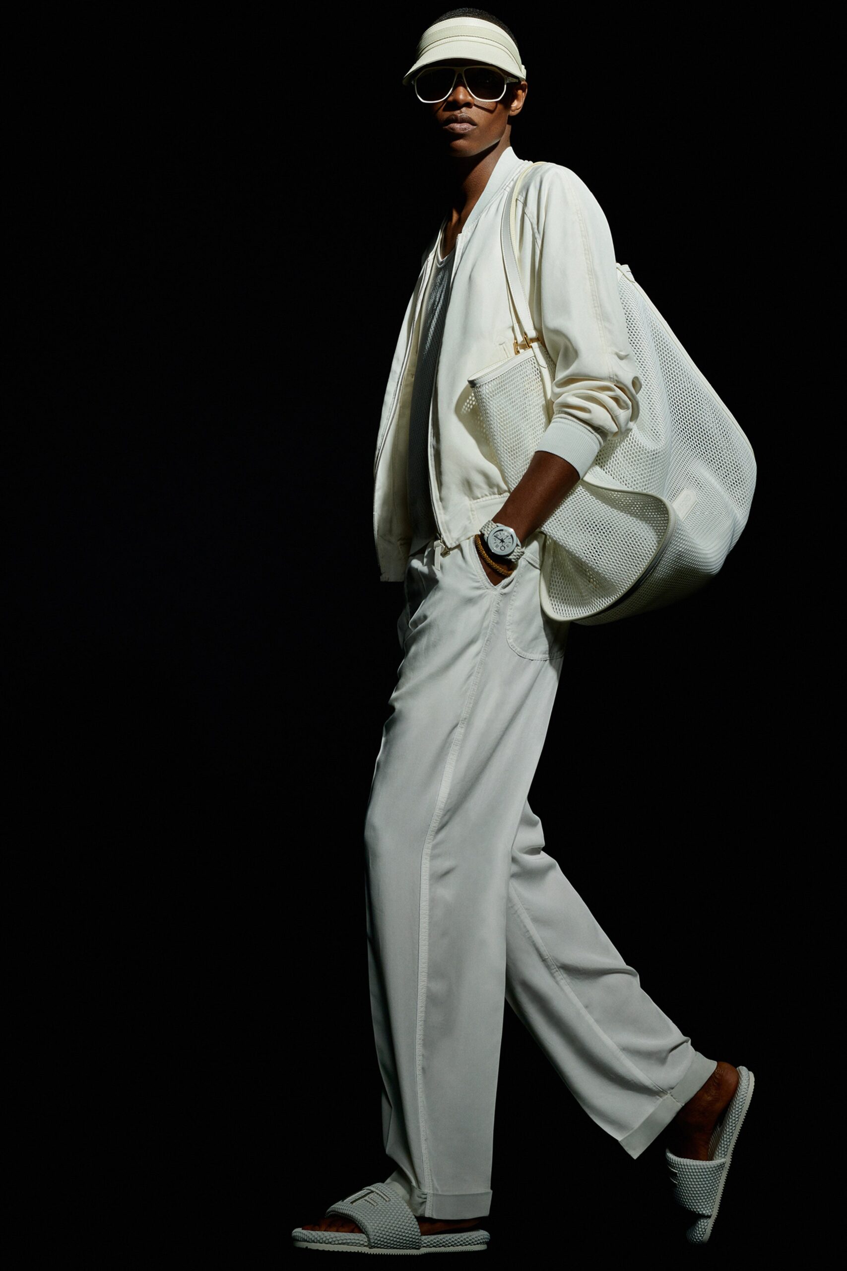 Tom Ford S/S 23 Menswear Look 38