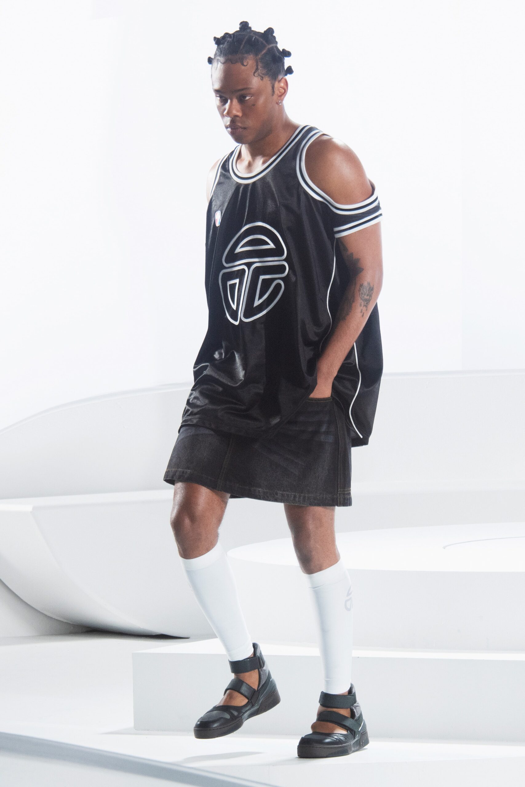 Telfar F/W 22 Look 39