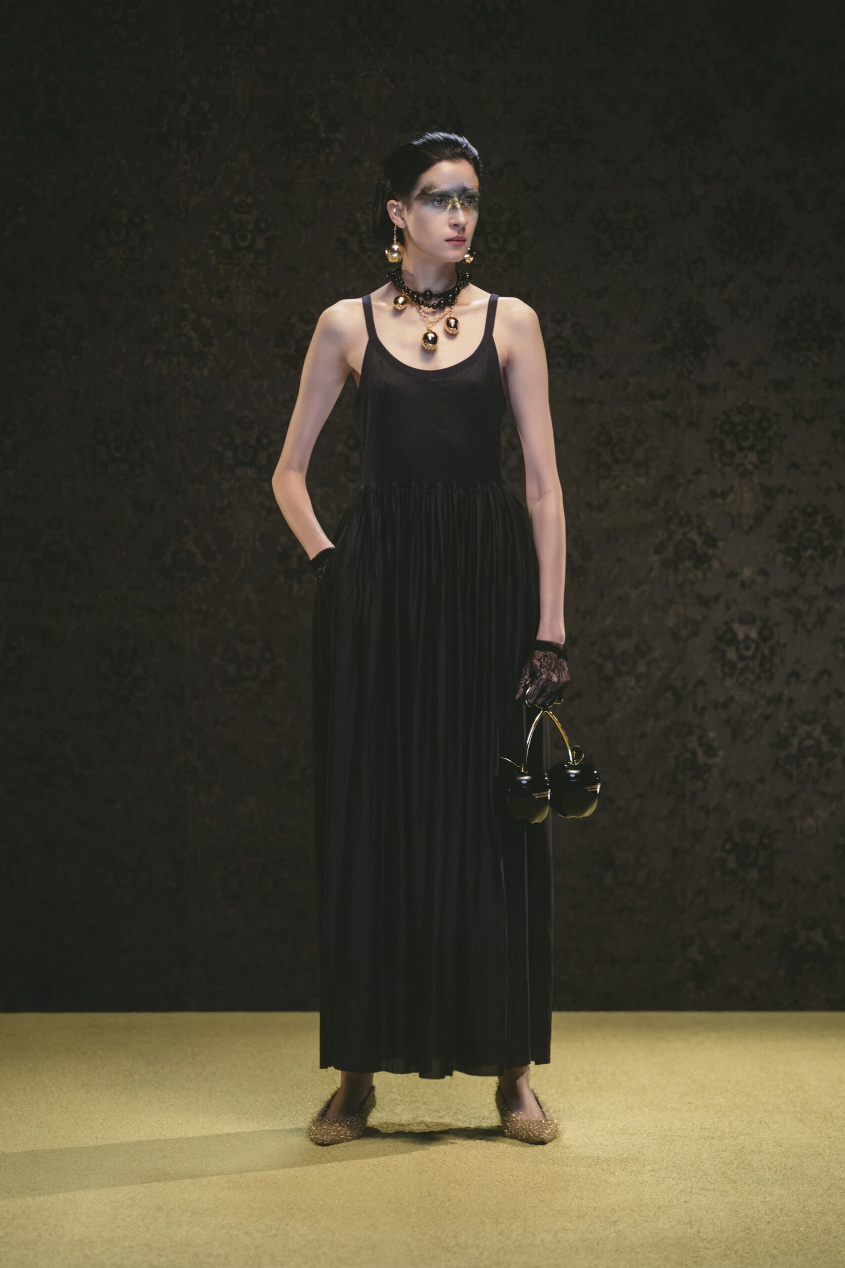 Undercover S/S 22 Look 37