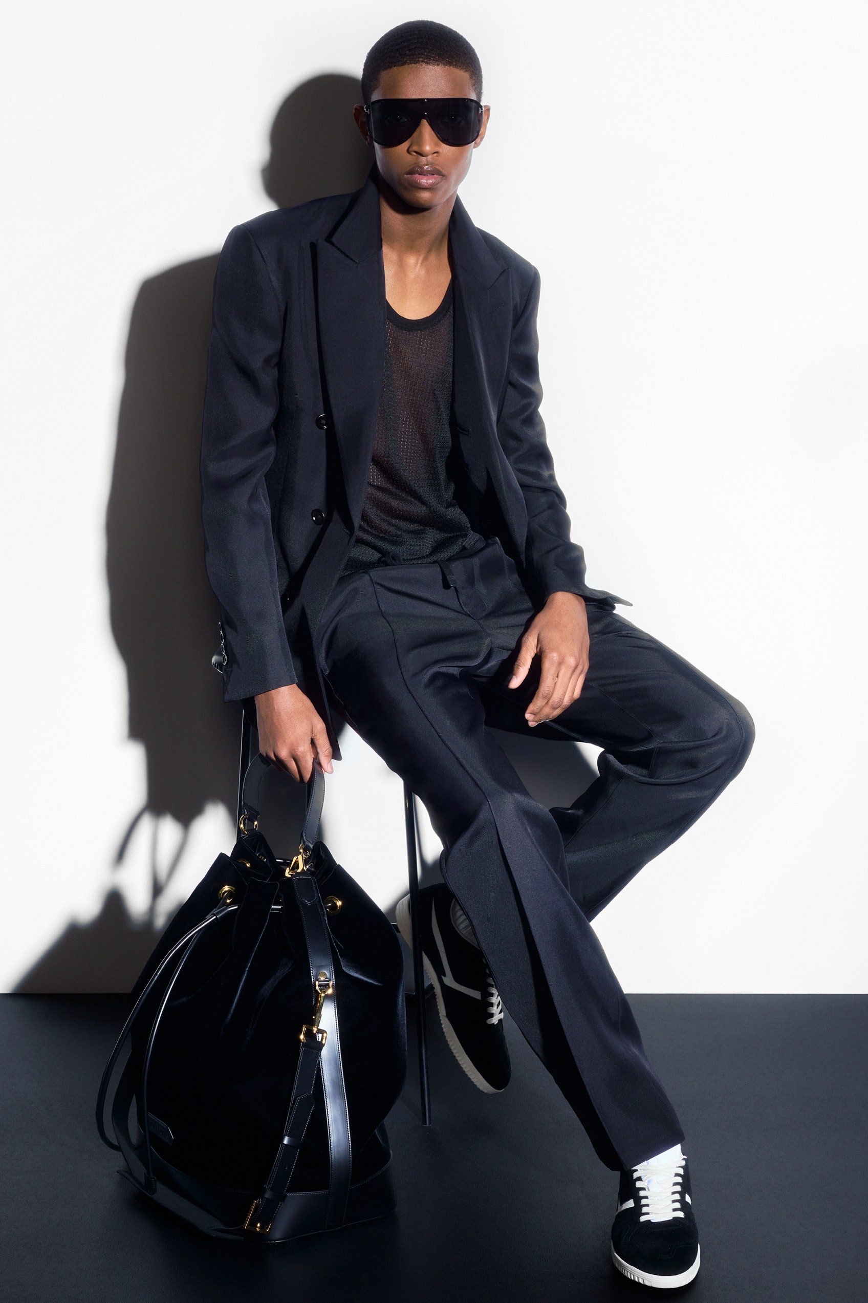 Tom Ford F/W 22 Menswear Look 39