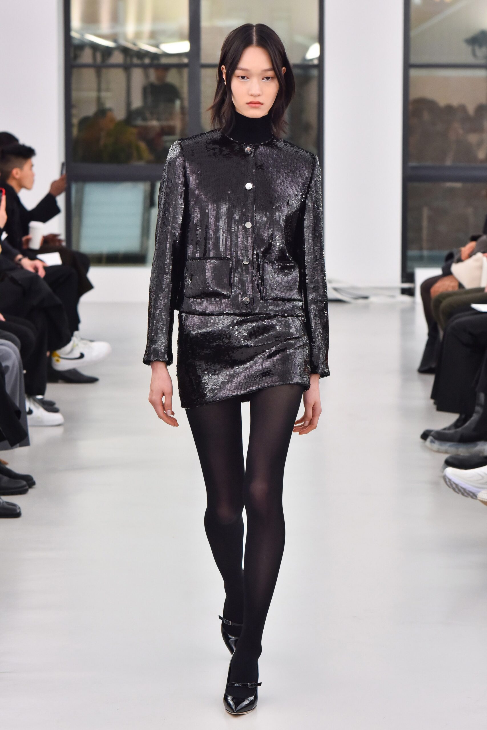 Theory F/W 23 Look 40