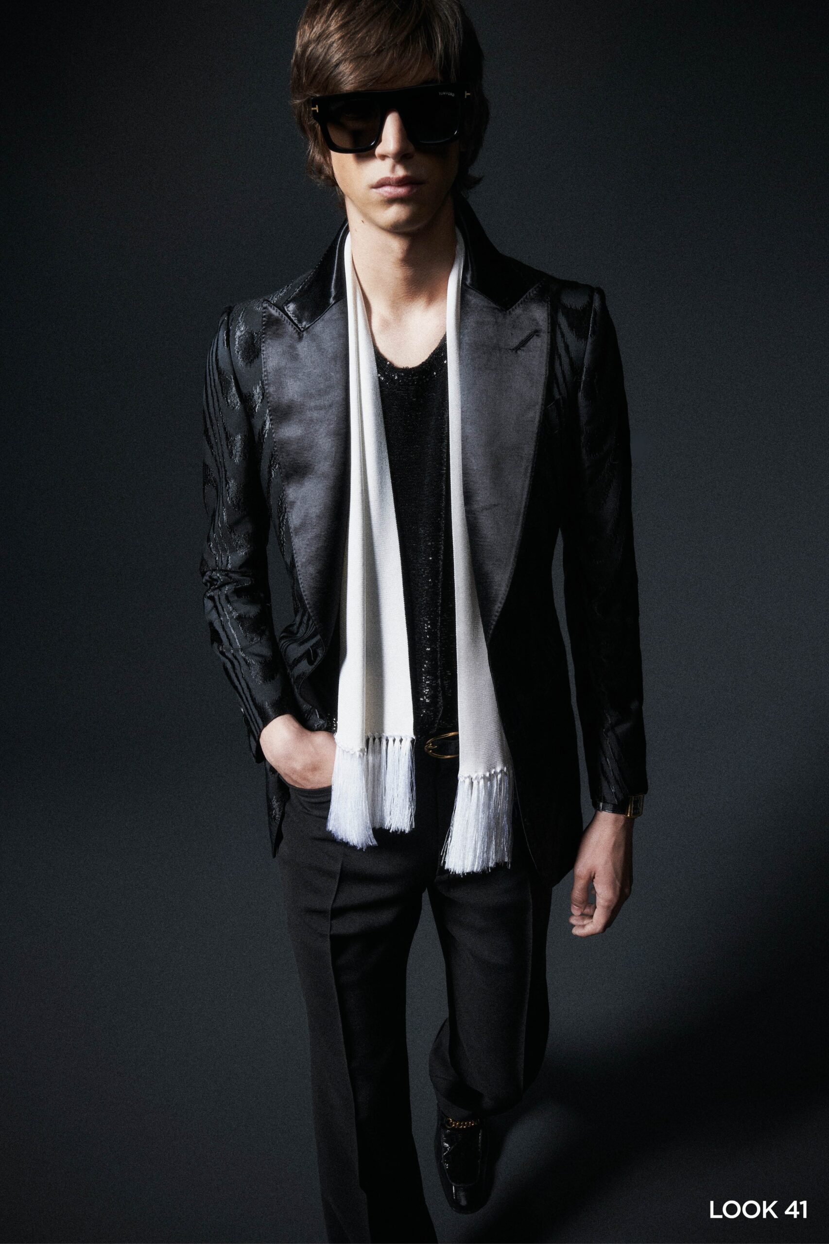 Tom Ford F/W 23 Menswear Look 41