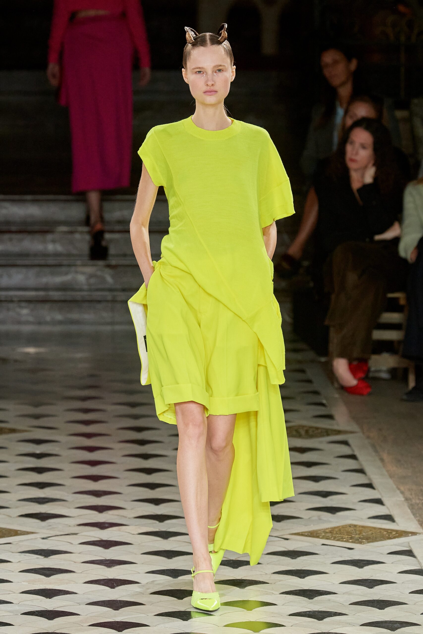 Undercover S/S 23 Look 41