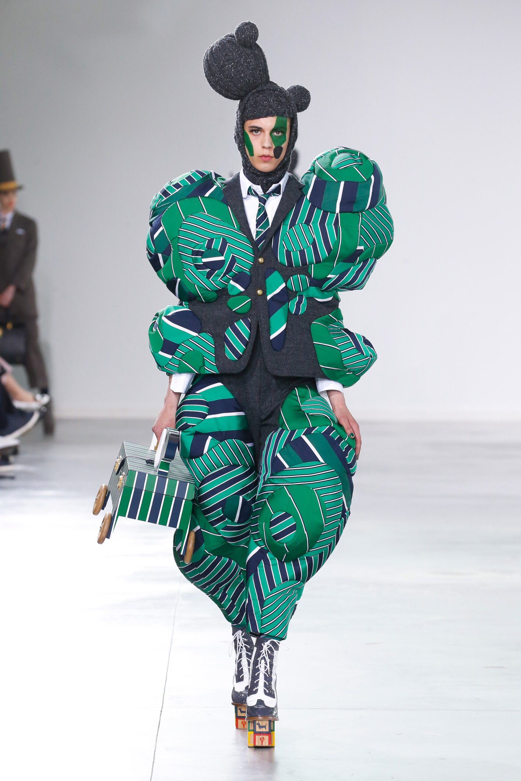 Thom Browne F/W 22 Look 43