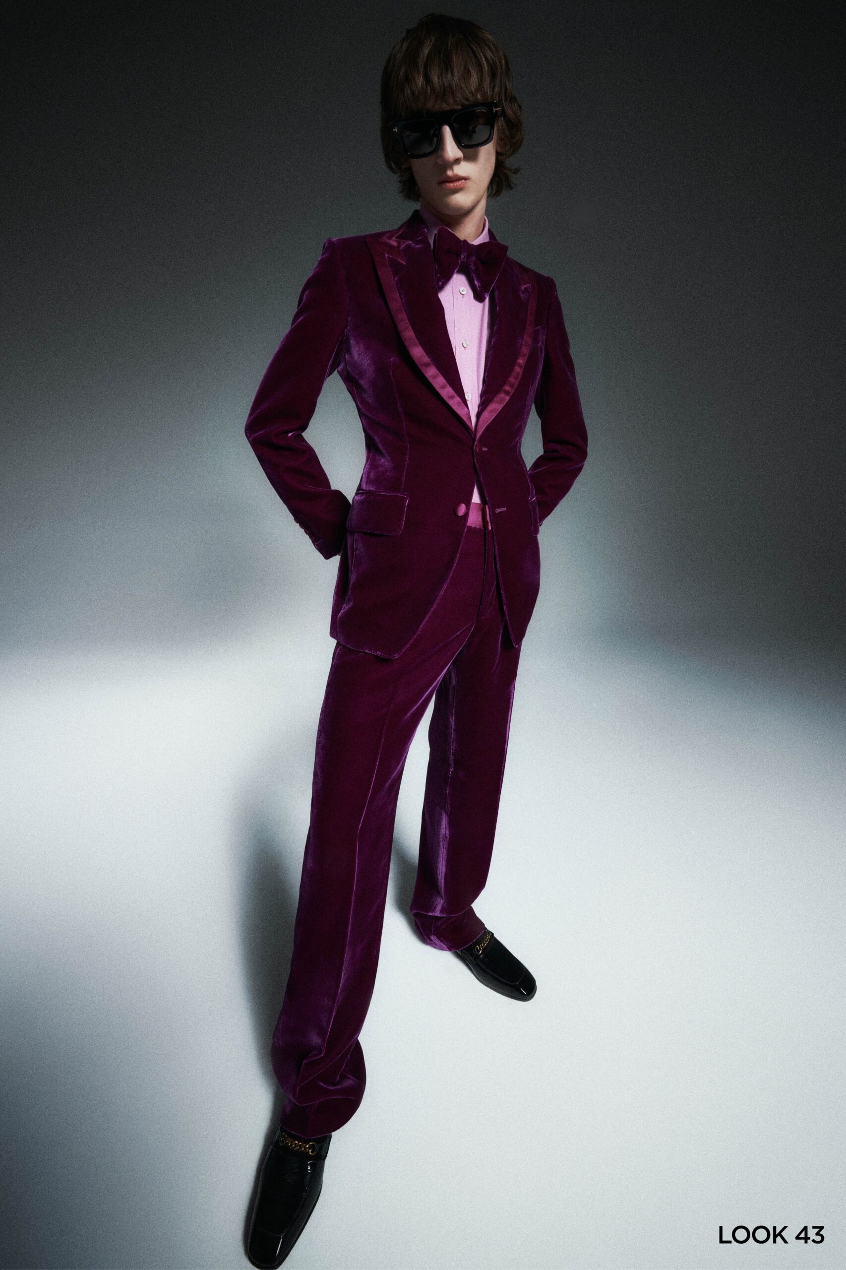 Tom Ford F/W 23 Menswear Look 43