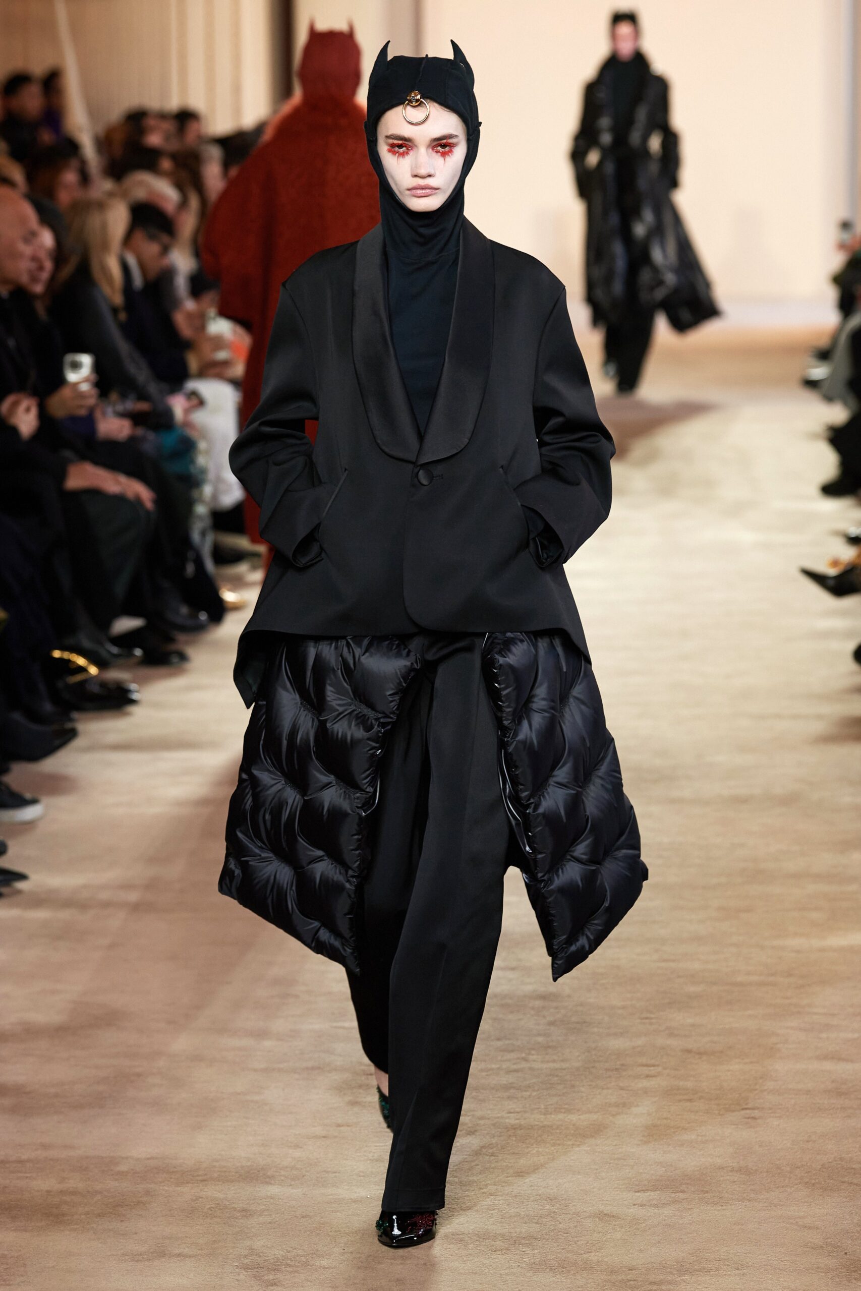 Undercover F/W 23 Look 44