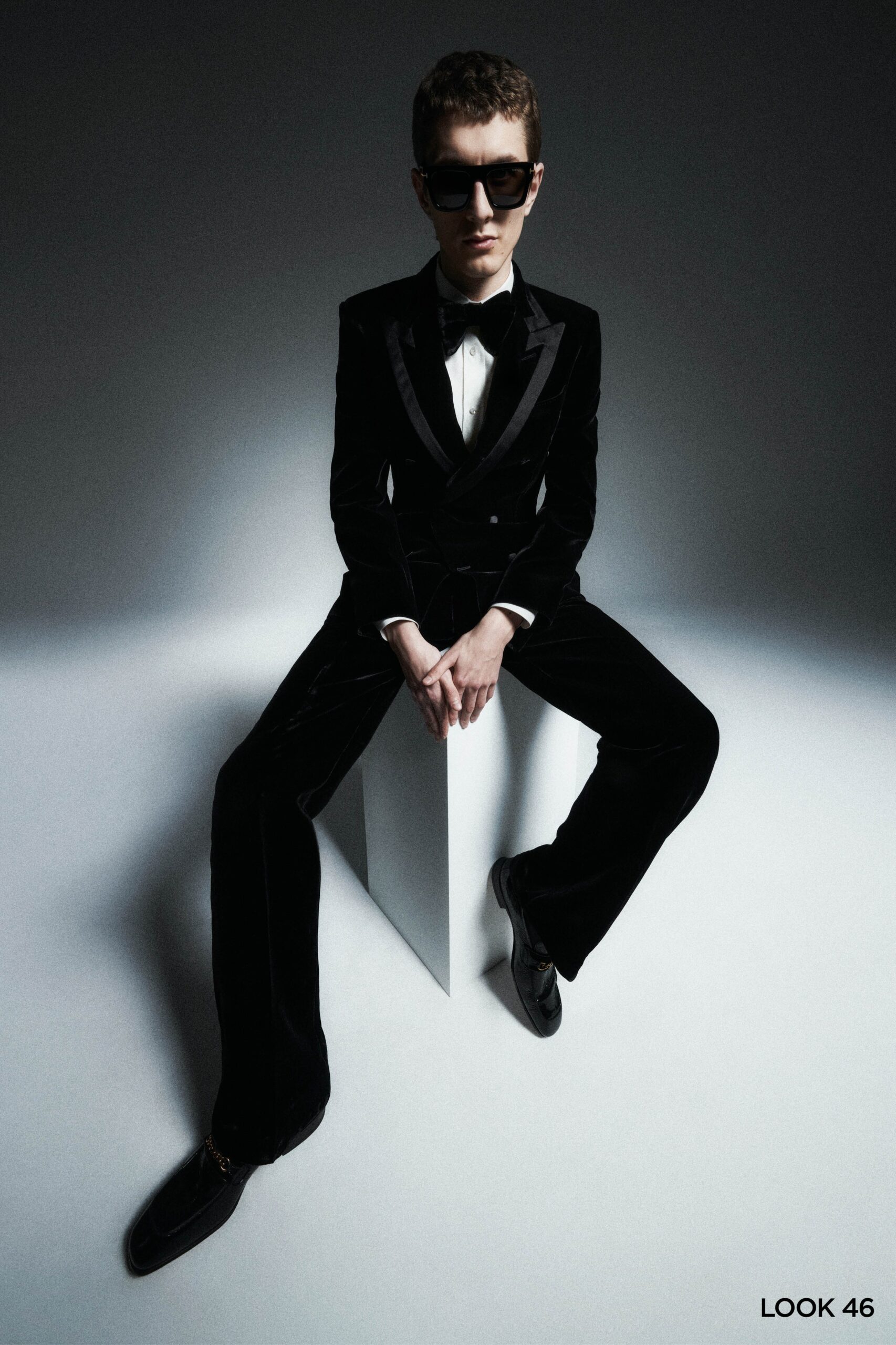 Tom Ford F/W 23 Menswear Look 46