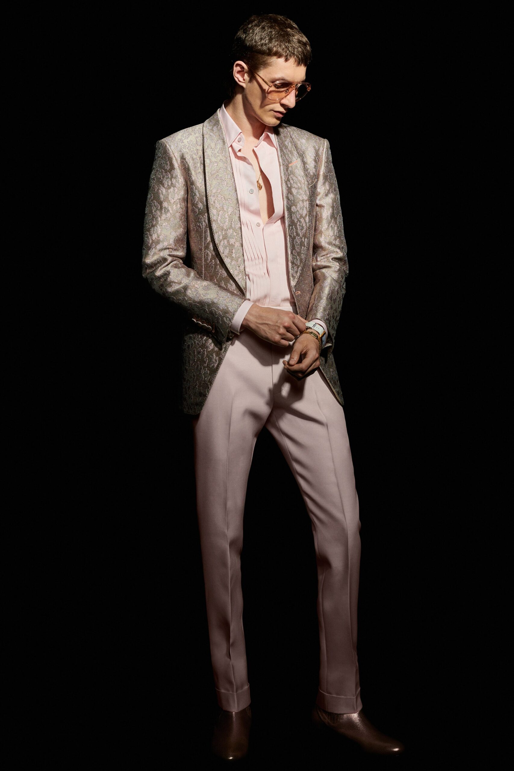Tom Ford S/S 23 Menswear Look 46