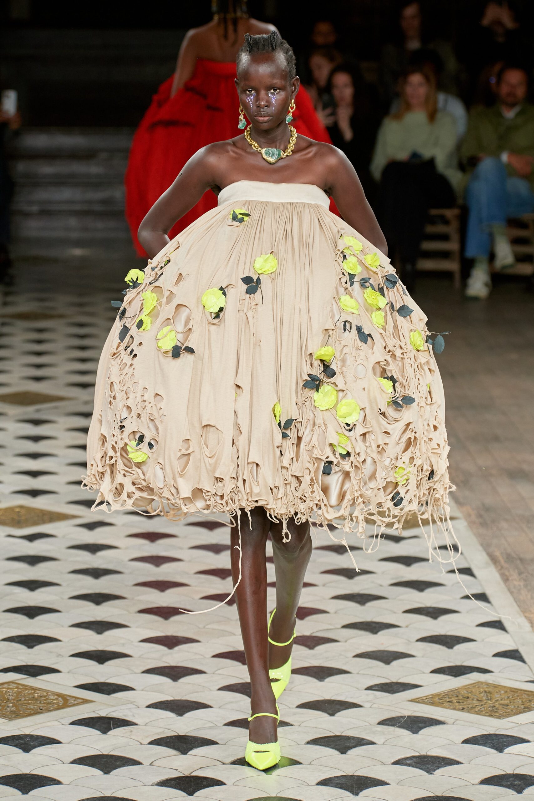 Undercover S/S 23 Look 49