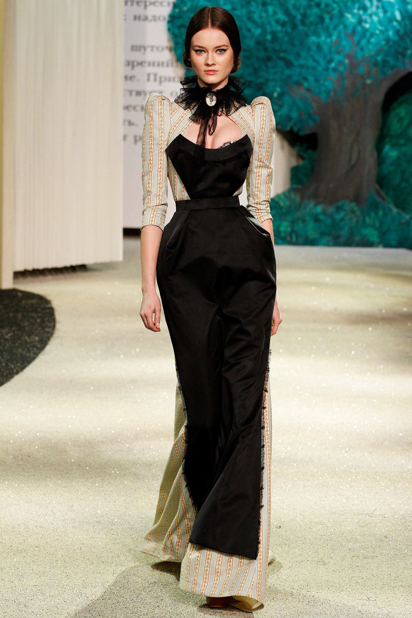 Ulyana Sergeenko S/S 13 Couture Look 2