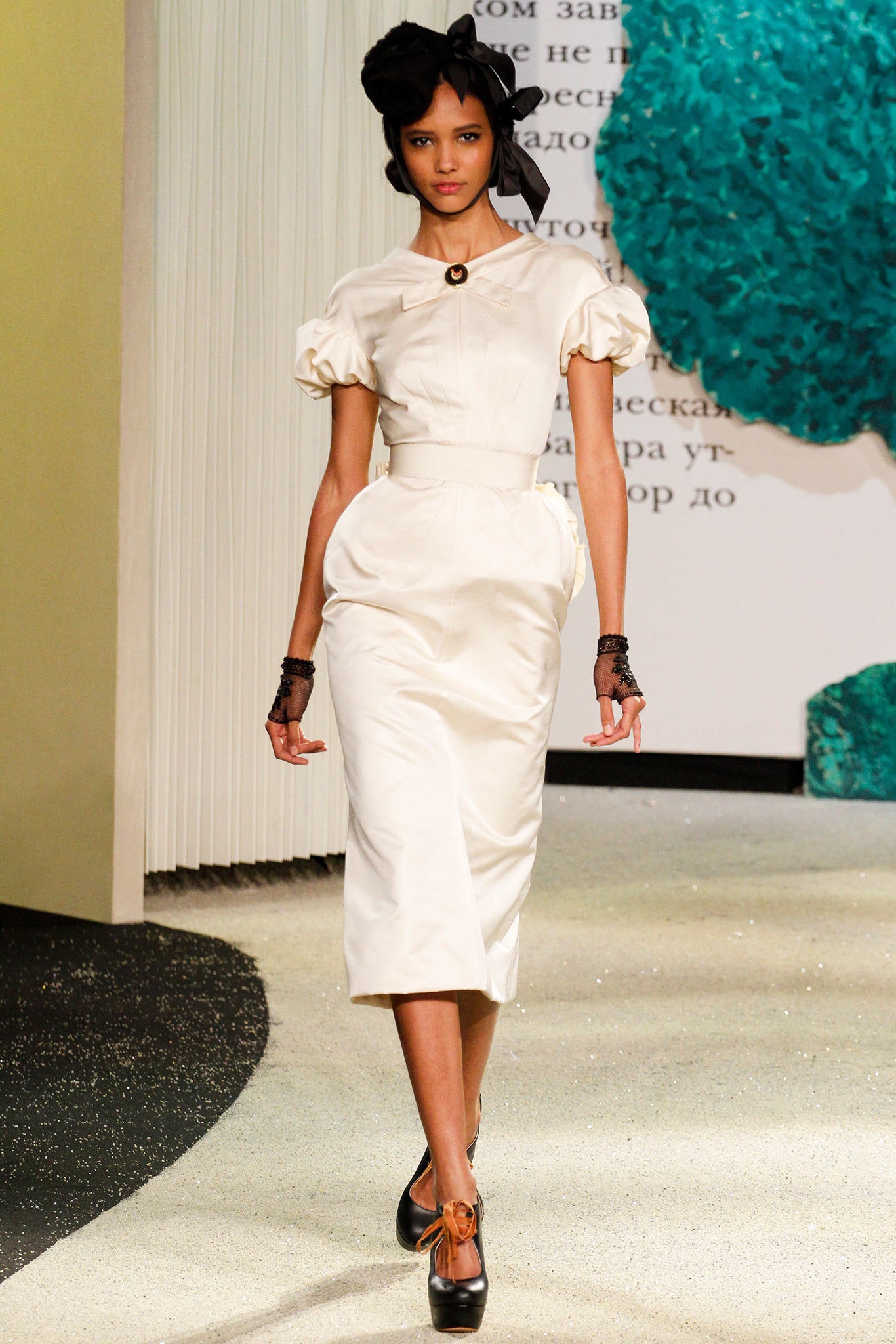 Ulyana Sergeenko S/S 13 Couture Look 6