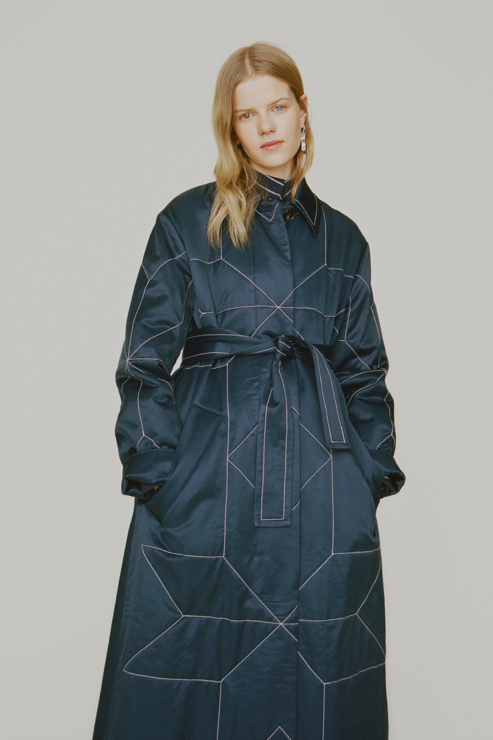 Trademark F/W 16 Look 2