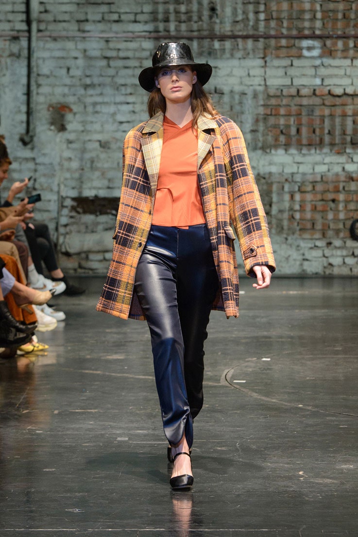 TL-180 Tbilisi S/S 18 Look 4
