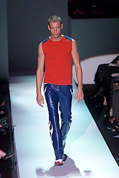 Tommy Hilfiger S/S 00 Look 2