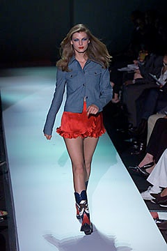 Tommy Hilfiger S/S 00 Look 5