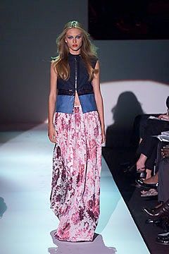 Tommy Hilfiger S/S 00 Look 26