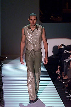 Tommy Hilfiger S/S 00 Look 40
