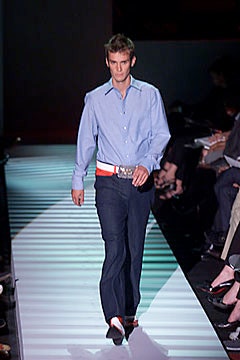 Tommy Hilfiger S/S 00 Look 42
