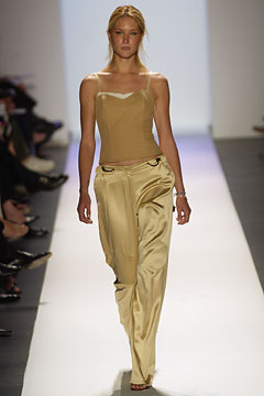 Tommy Hilfiger S/S 03 Look 8