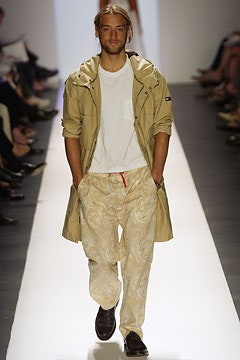 Tommy Hilfiger S/S 03 Look 14