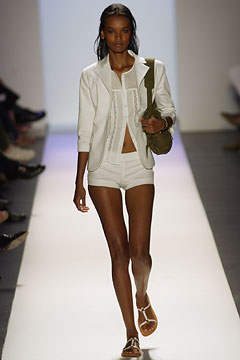 Tommy Hilfiger S/S 03 Look 26