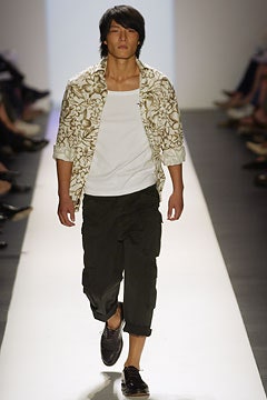 Tommy Hilfiger S/S 03 Look 31