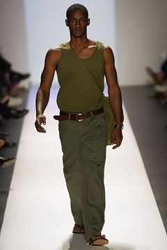 Tommy Hilfiger S/S 03 Look 36