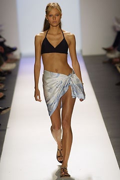 Tommy Hilfiger S/S 03 Look 46