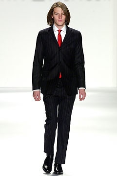 Tommy Hilfiger F/W 03 Look 1