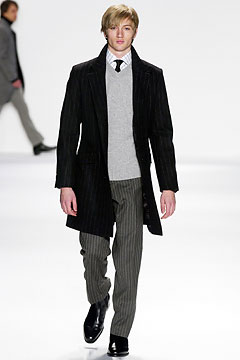 Tommy Hilfiger F/W 03 Look 35