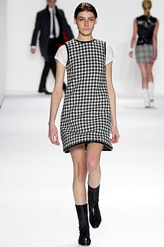 Tommy Hilfiger F/W 03 Look 40