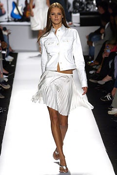 Tommy Hilfiger S/S 04 Look 1