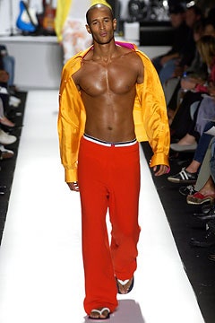 Tommy Hilfiger S/S 04 Look 50