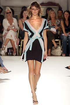 Temperley London S/S 04 Look 39