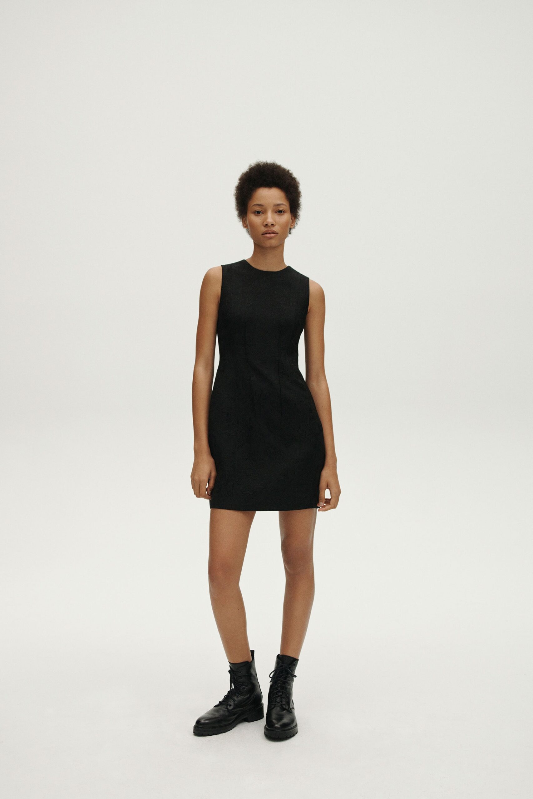 Theory Resort 18 Look 11
