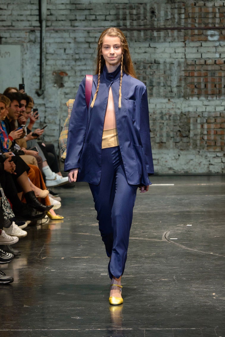 TL-180 Tbilisi S/S 18 Look 15