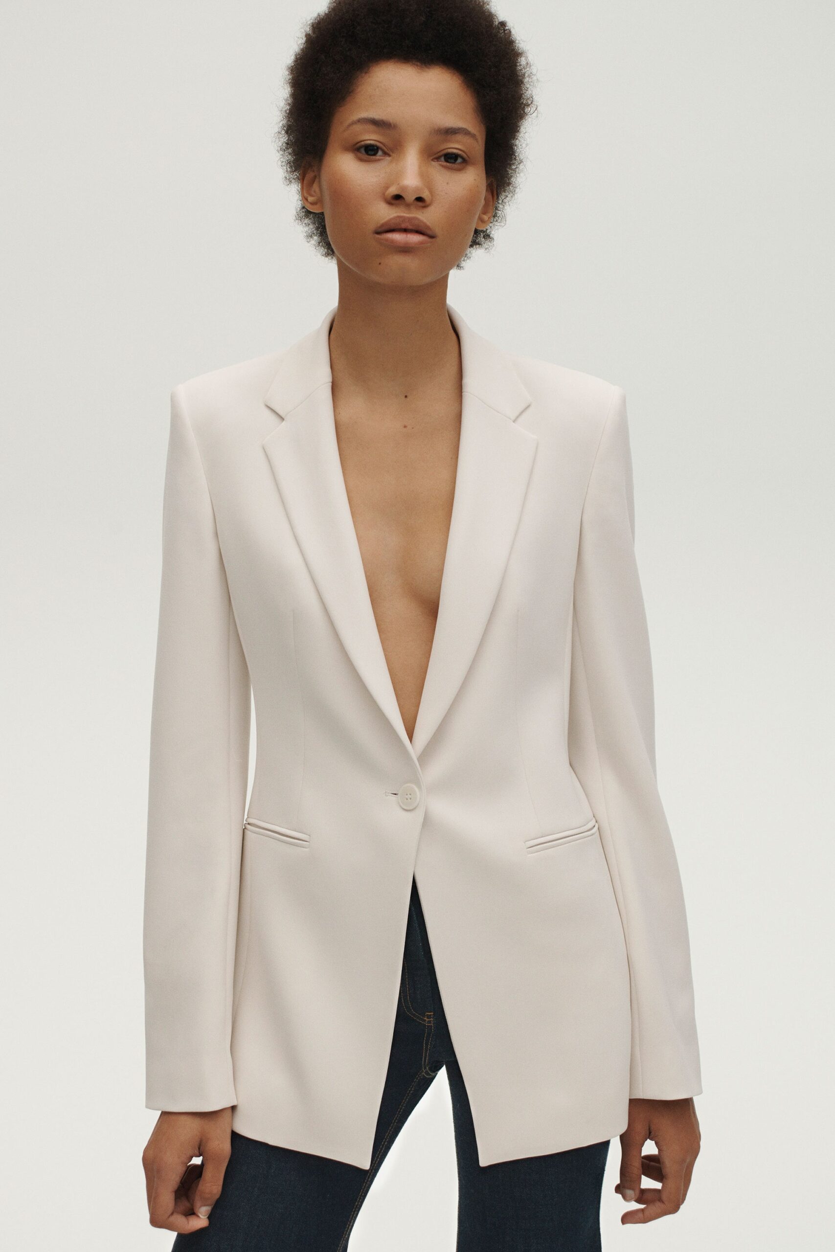 Theory Resort 18 Look 15