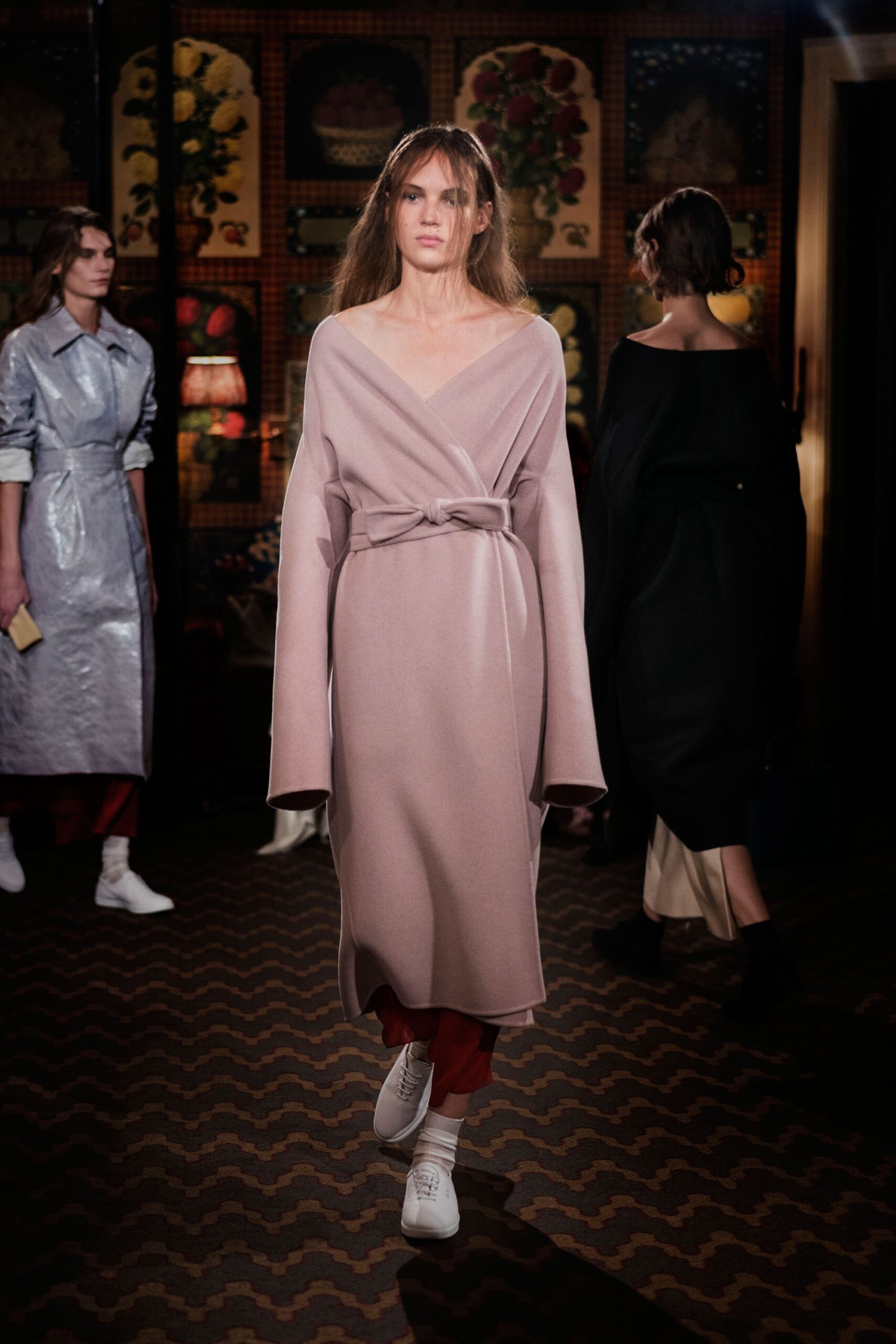 The Row S/S 18 Look 16