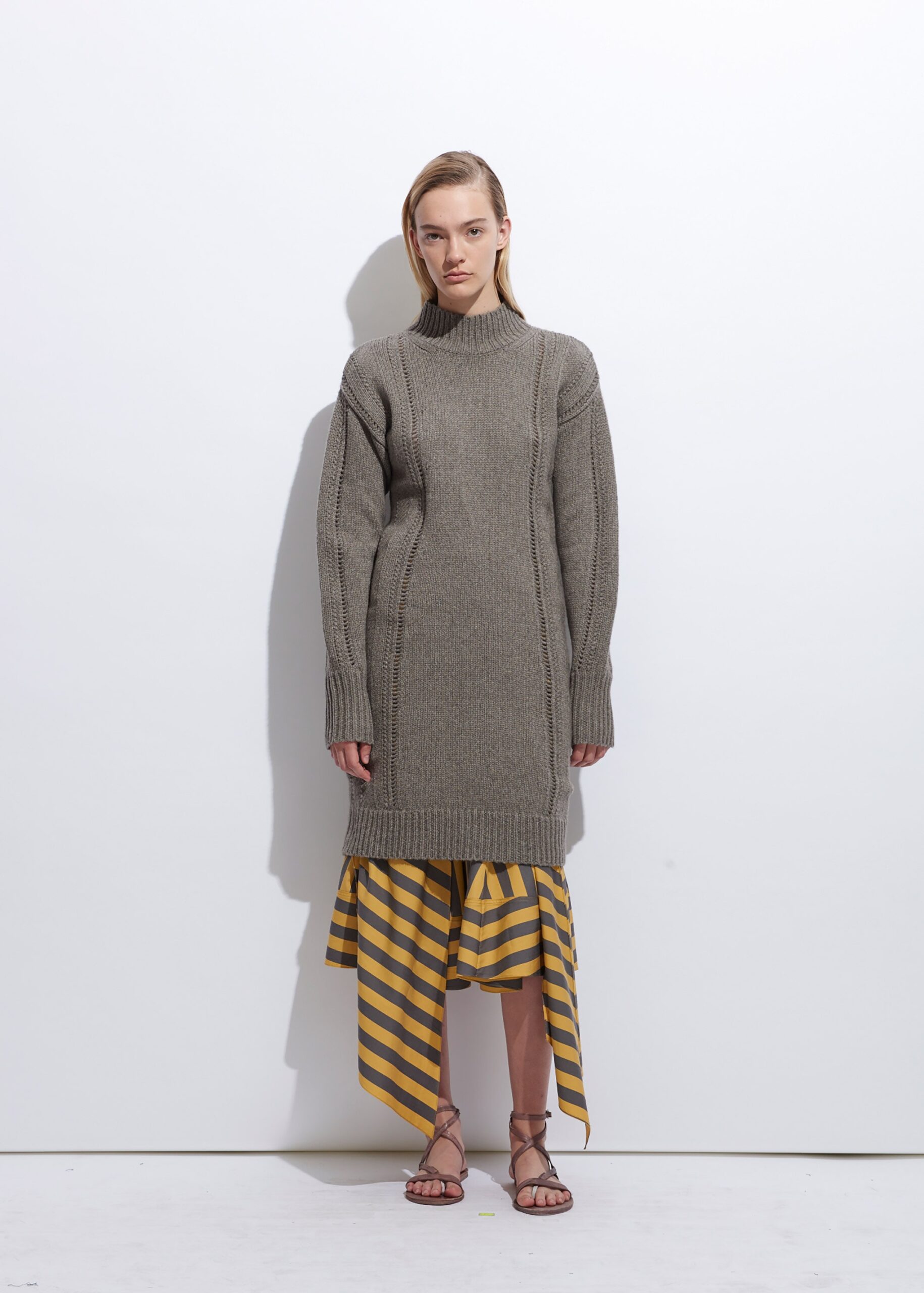 Tome Resort 17 Look 32