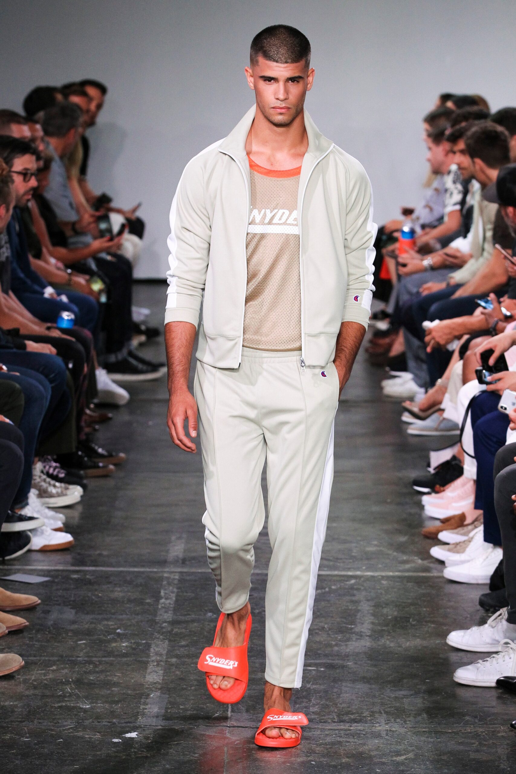 Todd Snyder S/S 19 Menswear Look 7
