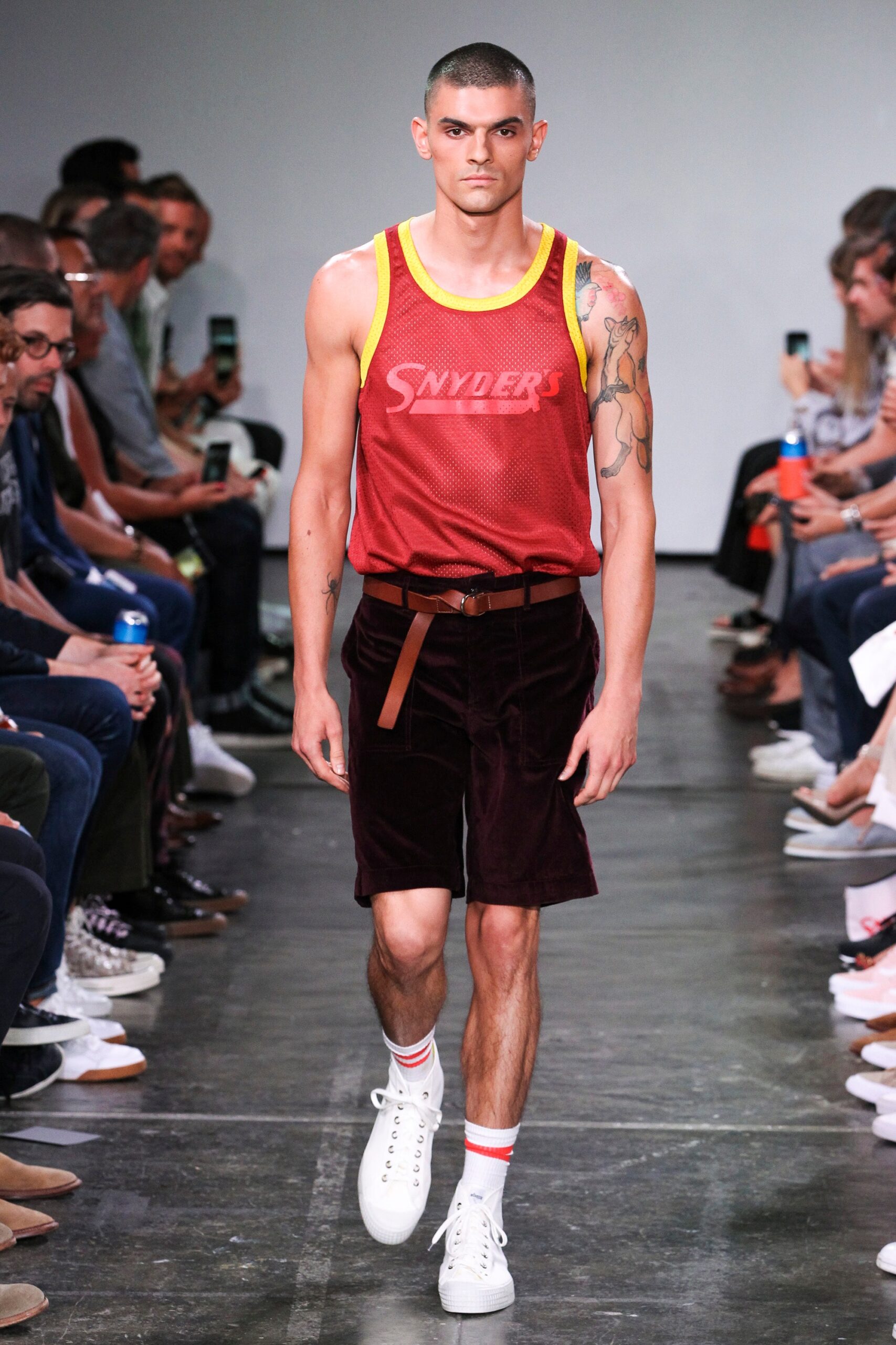 Todd Snyder S/S 19 Menswear Look 10