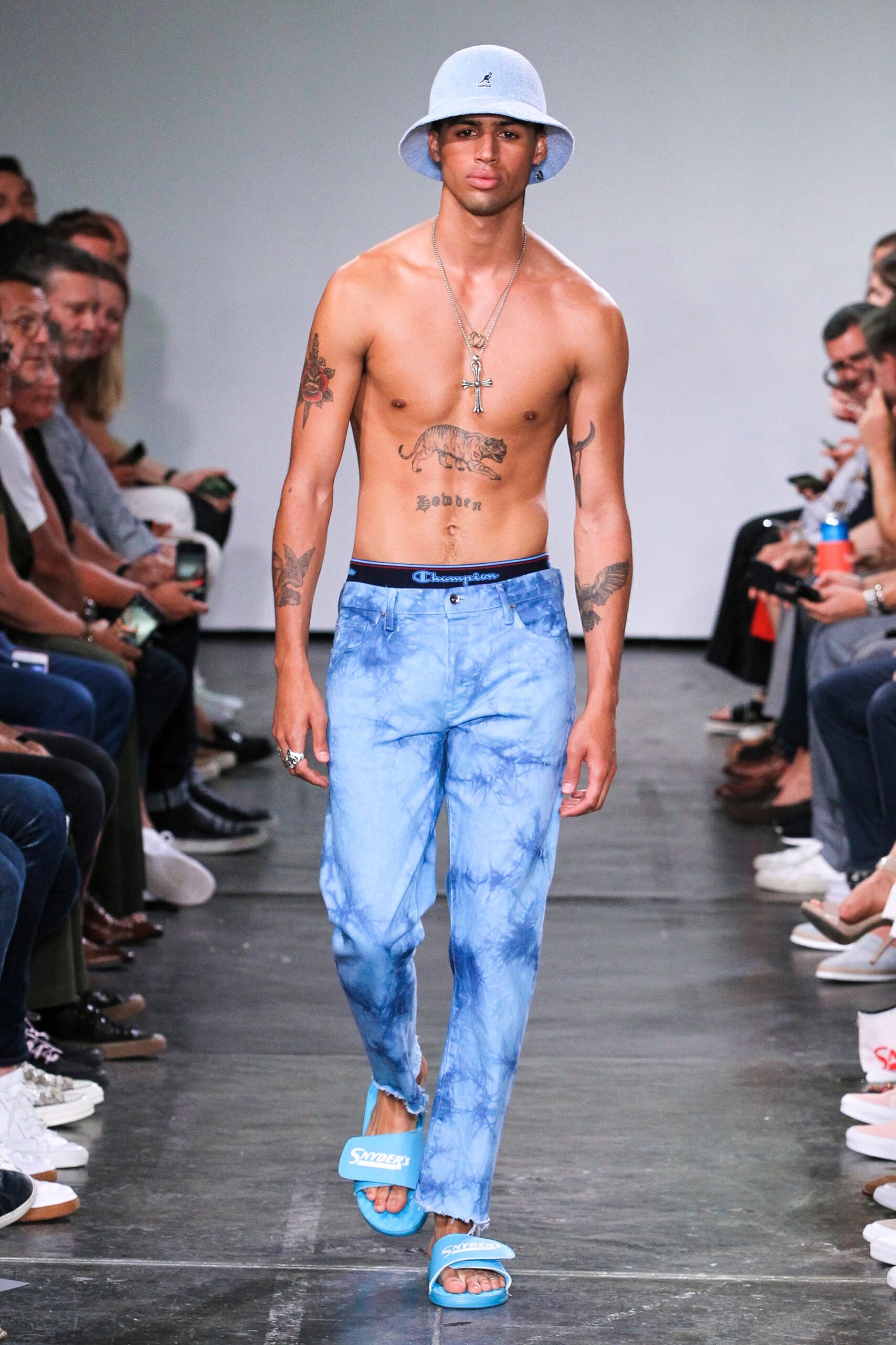 Todd Snyder S/S 19 Menswear Look 30