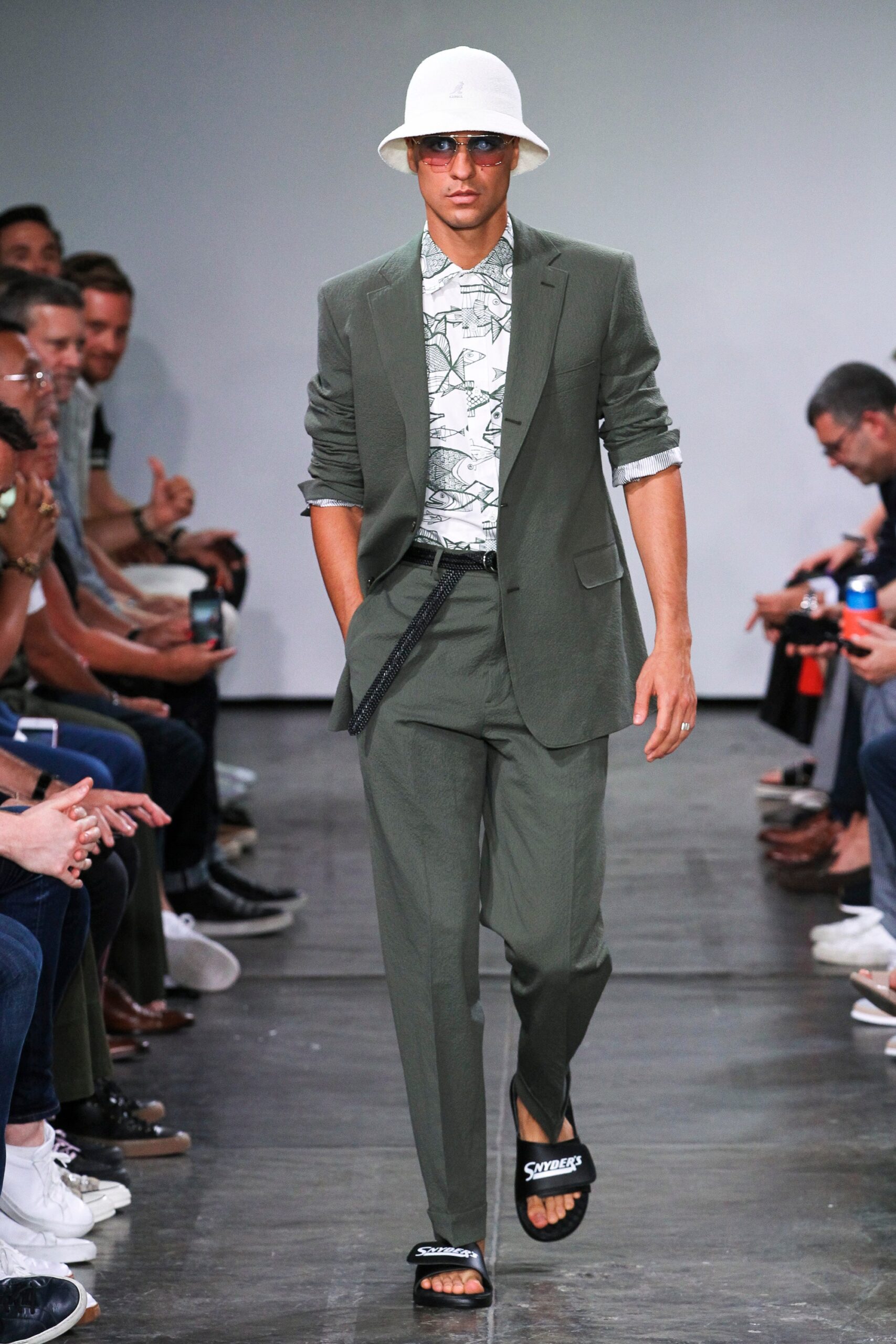 Todd Snyder S/S 19 Menswear Look 40