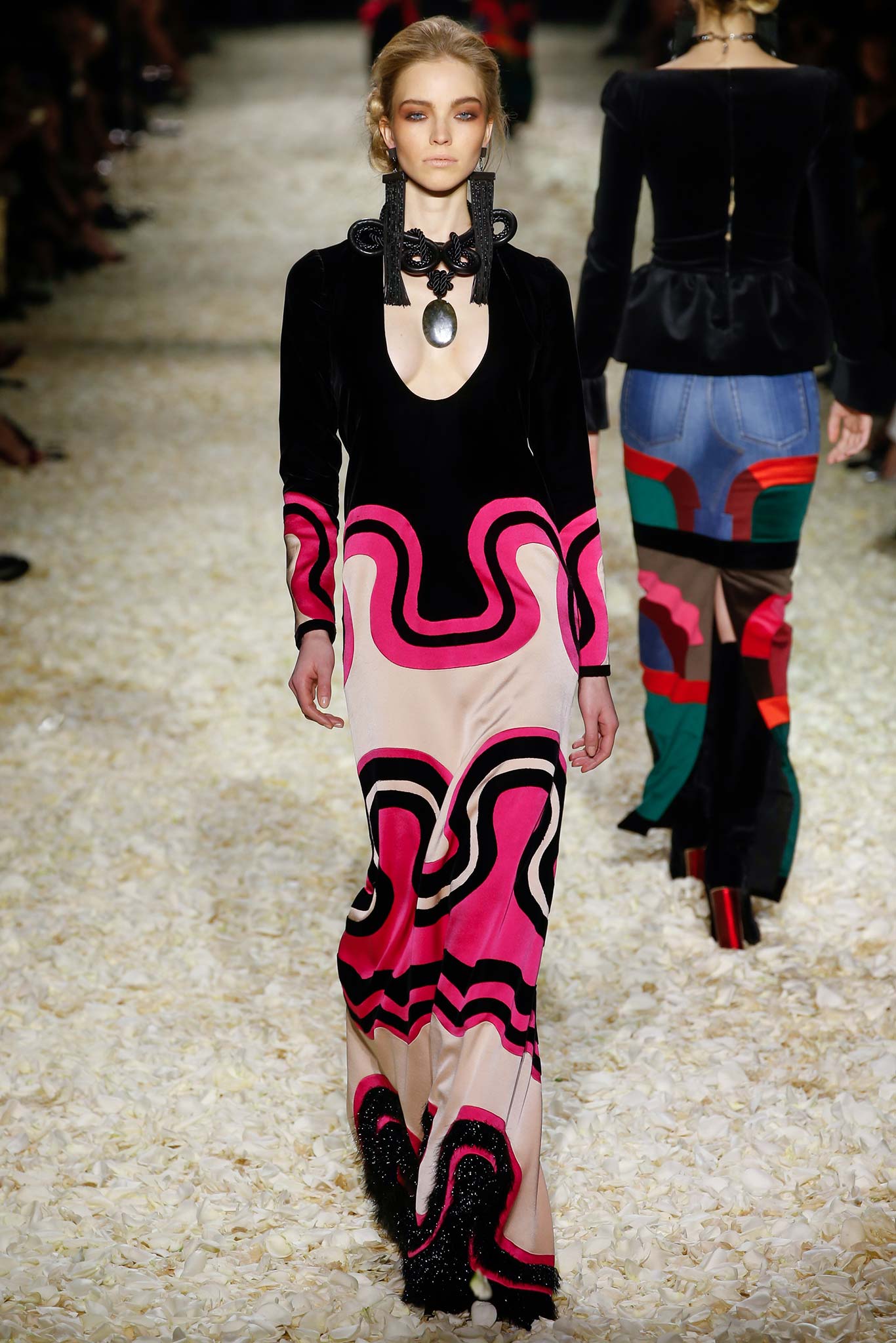 Tom Ford F/W 15 Look 27