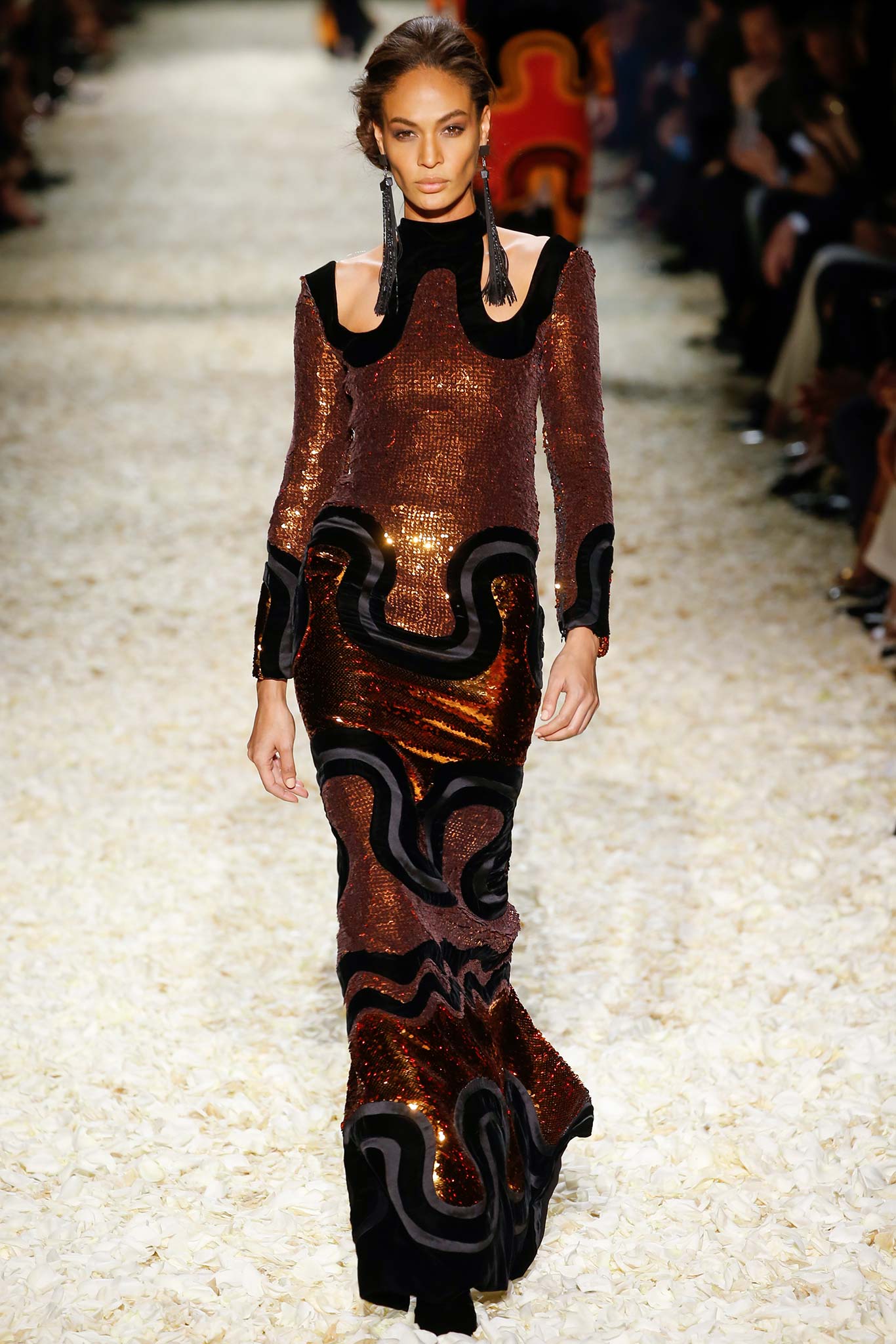 Tom Ford F/W 15 Look 28