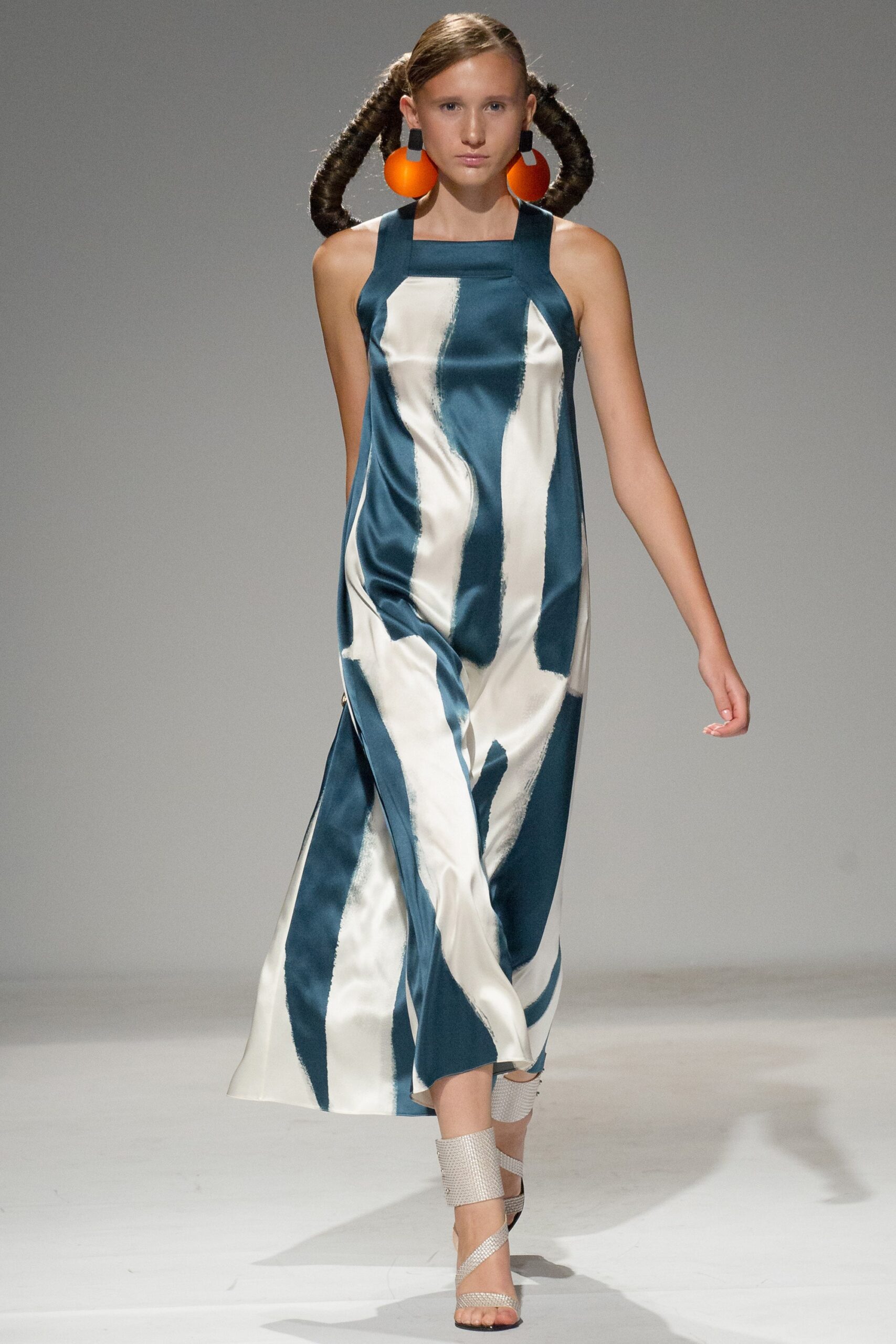 Theo Kiev S/S 16 Look 31