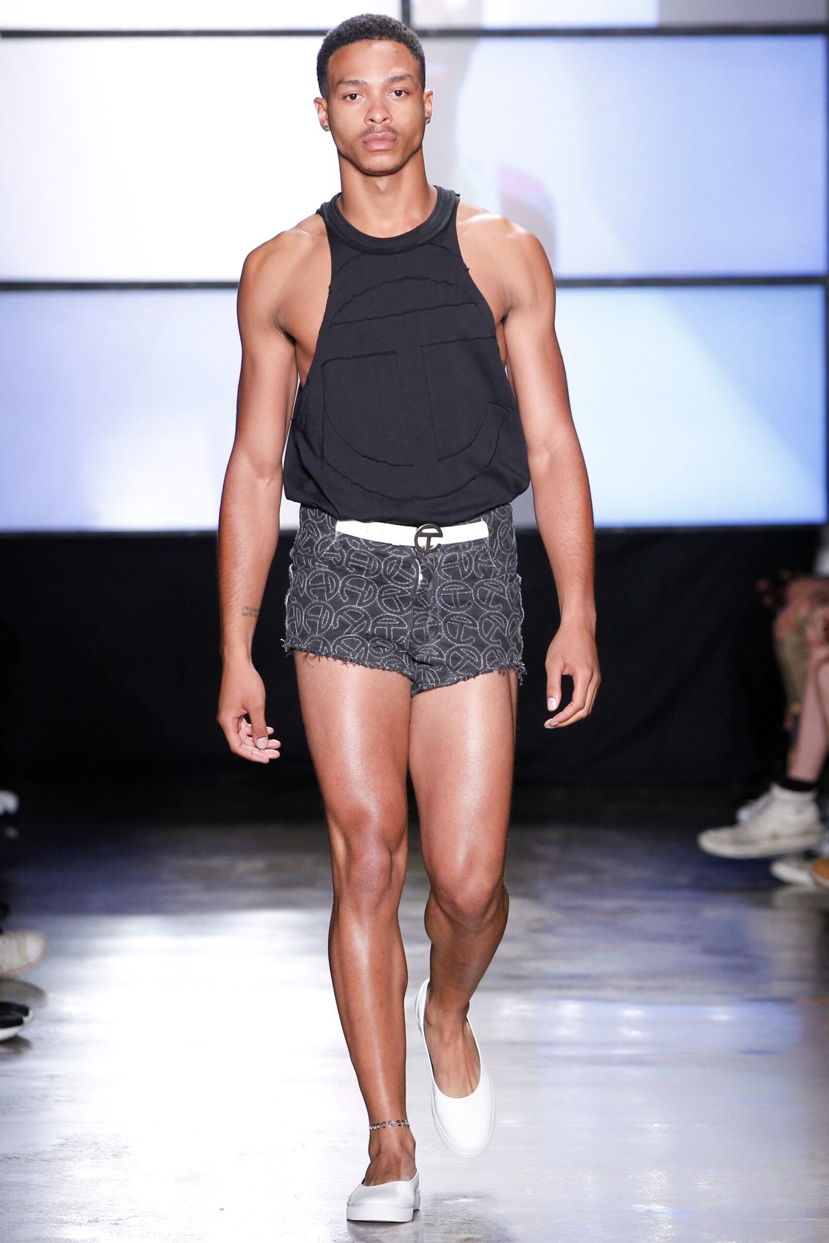 Telfar S/S 16 Look 26