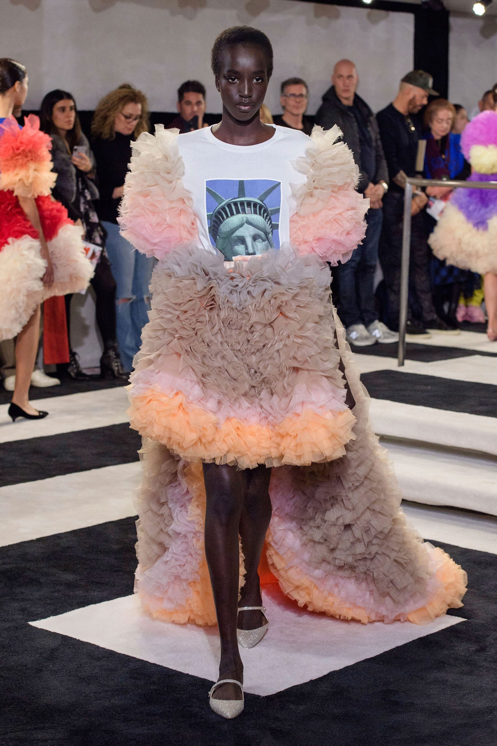 Tomo Koizumi F/W 19 Look 11