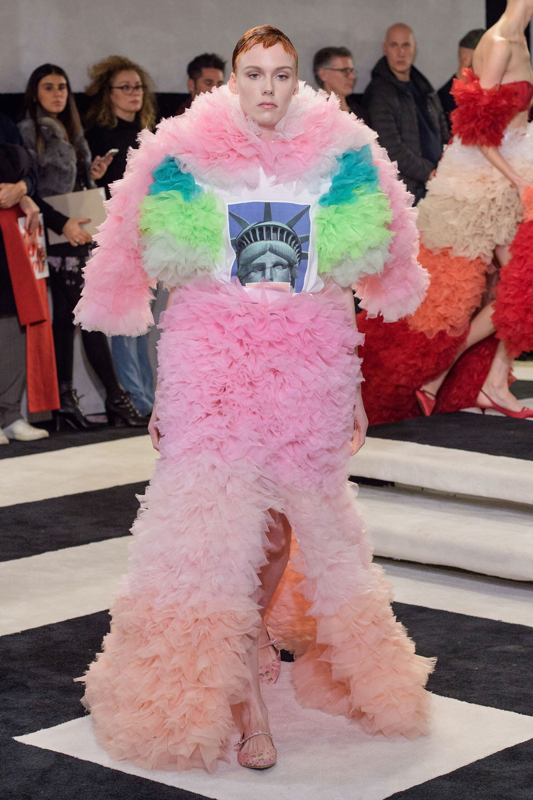Tomo Koizumi F/W 19 Look 19